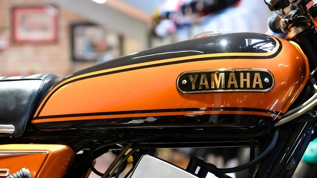 Yamaha RX 100